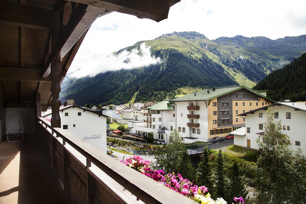 Hotel Landle Гальтюр Экстерьер фото